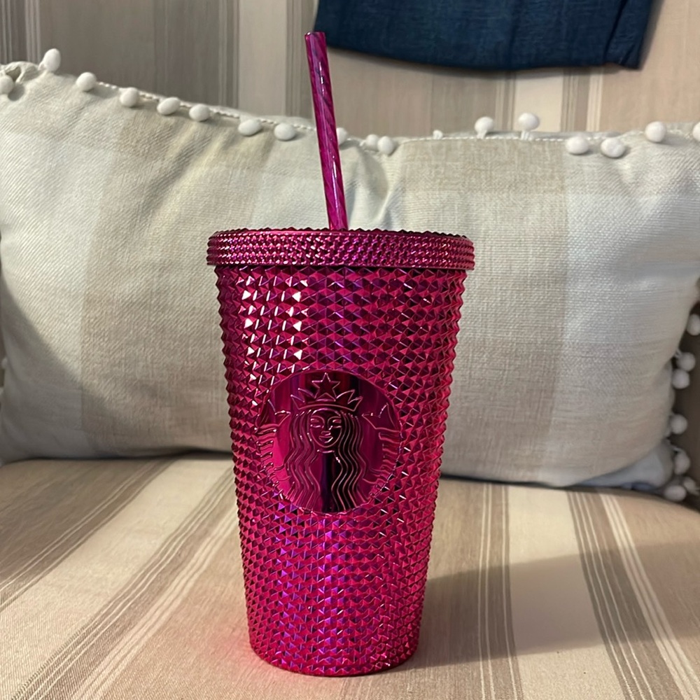 NWT Rare Starbucks Sangria Hot Pink Bling Cold Cup
Tumbler w/ Straw 16 oz
